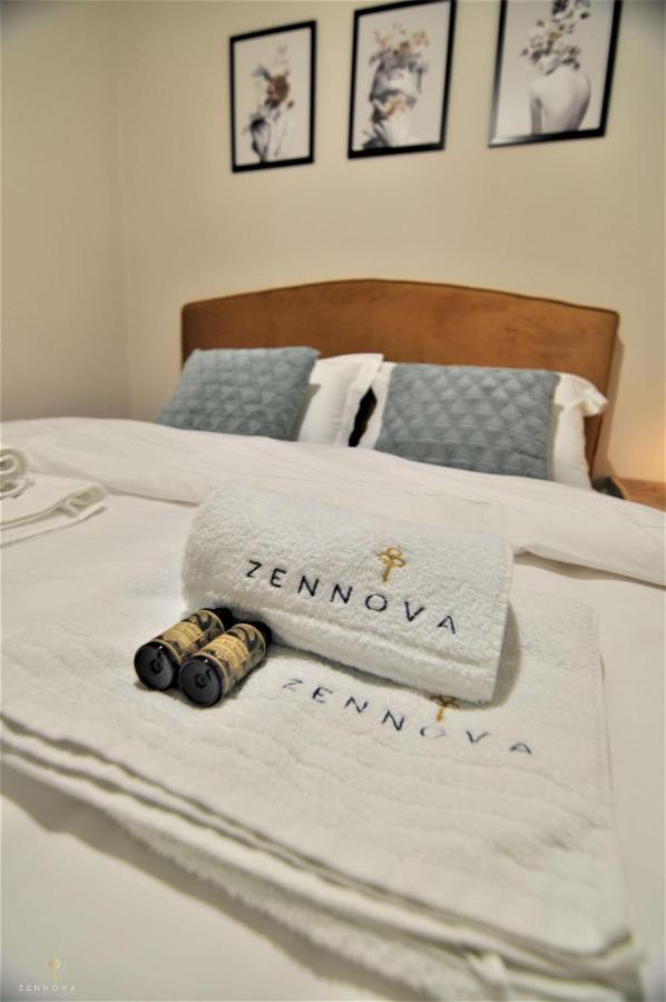 Zennova #4 Vintage City Center Apt テッサロニキ エクステリア 写真