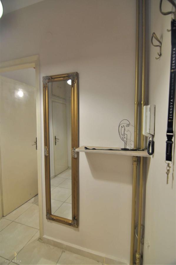 Zennova #4 Vintage City Center Apt テッサロニキ エクステリア 写真