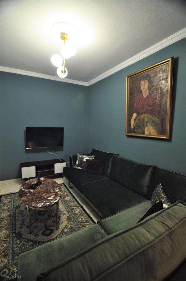 Zennova #4 Vintage City Center Apt テッサロニキ エクステリア 写真