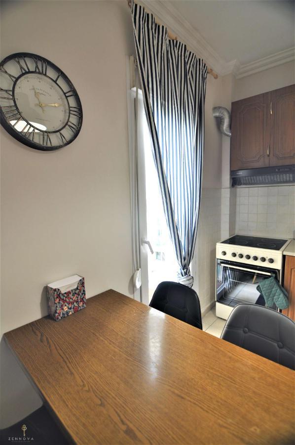 Zennova #4 Vintage City Center Apt テッサロニキ エクステリア 写真